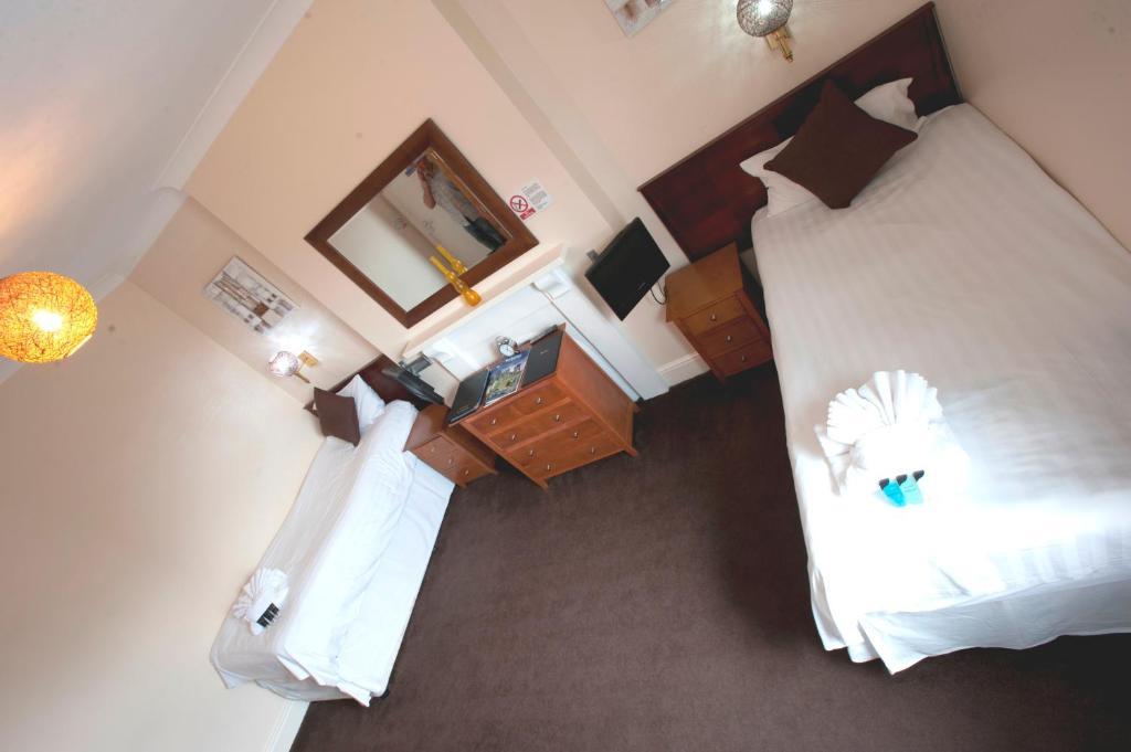 Hôtel The Caribbean à Doncaster Chambre photo