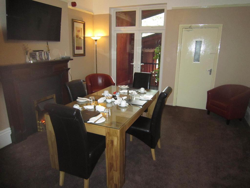 Hôtel The Caribbean à Doncaster Extérieur photo